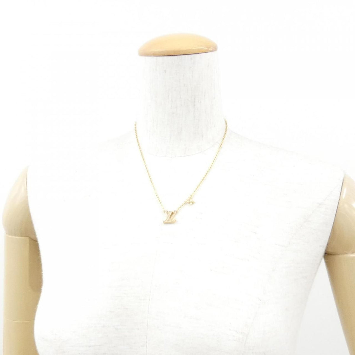 Louis Vuitton Necklace LV Iconic — view 5