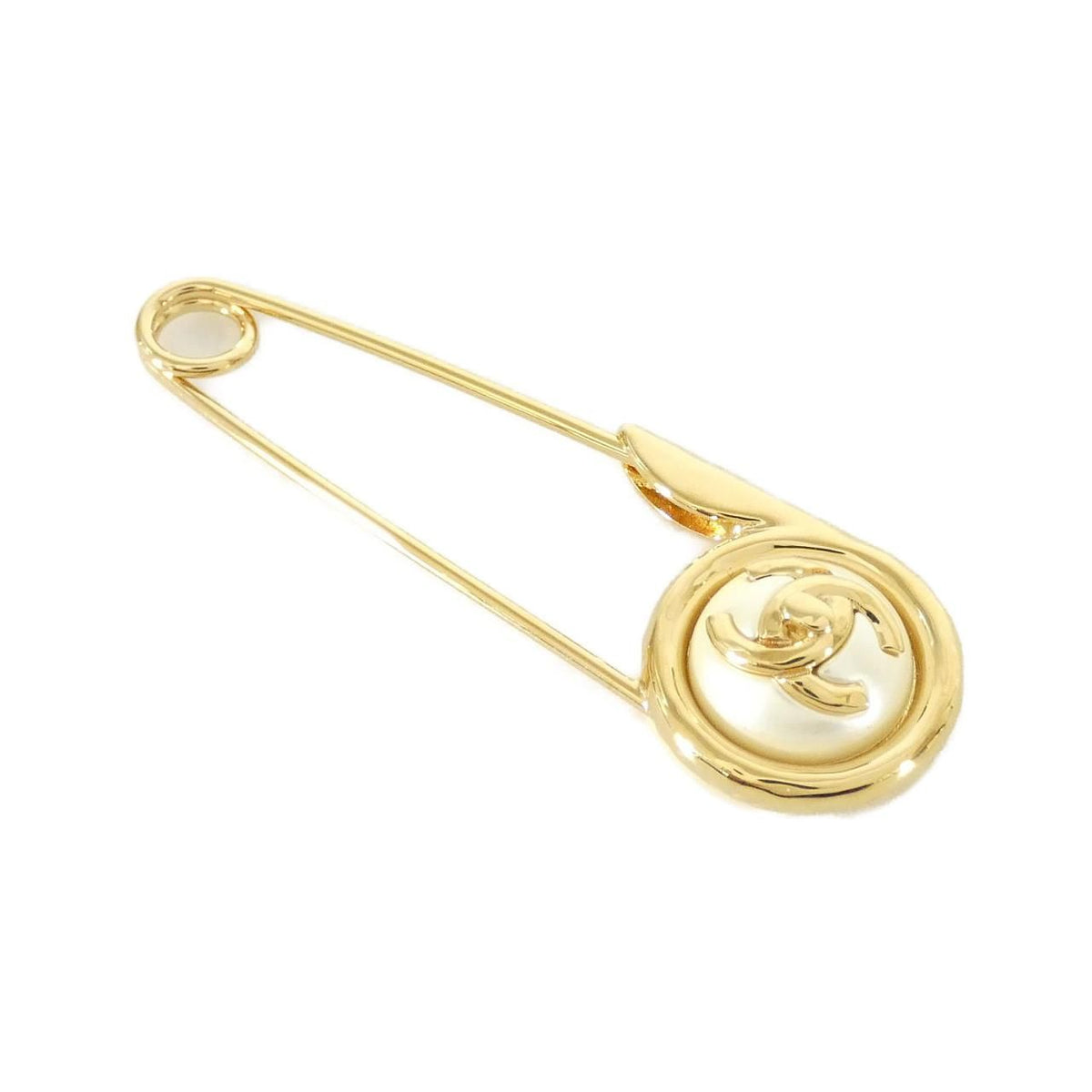 Chanel Brooch Gold