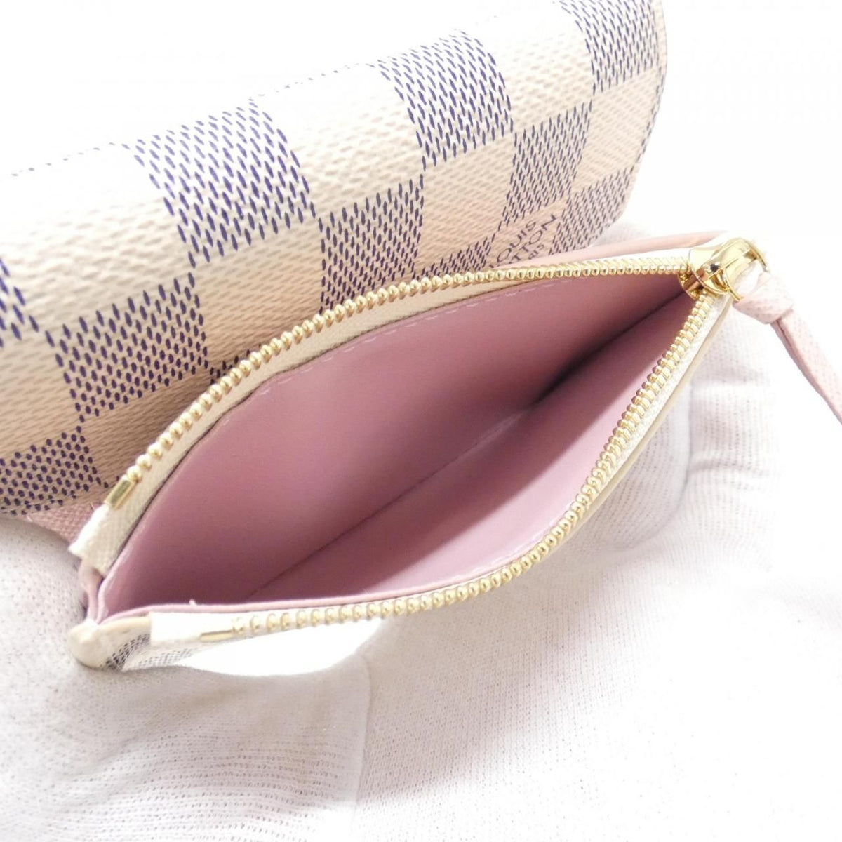 Louis Vuitton Damier Azur Portefeuille Victorine Wallet — view 6
