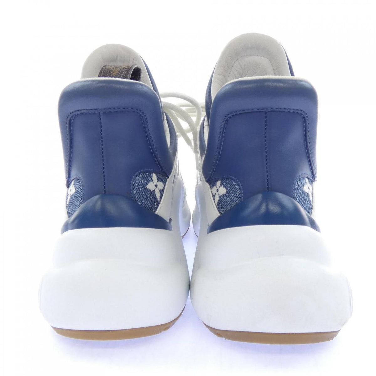 Louis Vuitton LV Archlight Line Sneakers — view 5