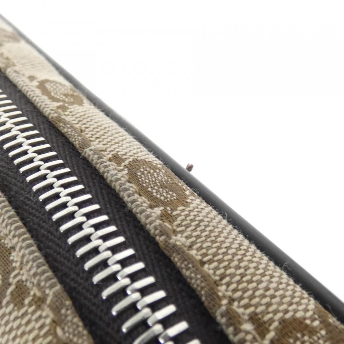 Gucci Waist Bag Belt Bag Beige — view 4