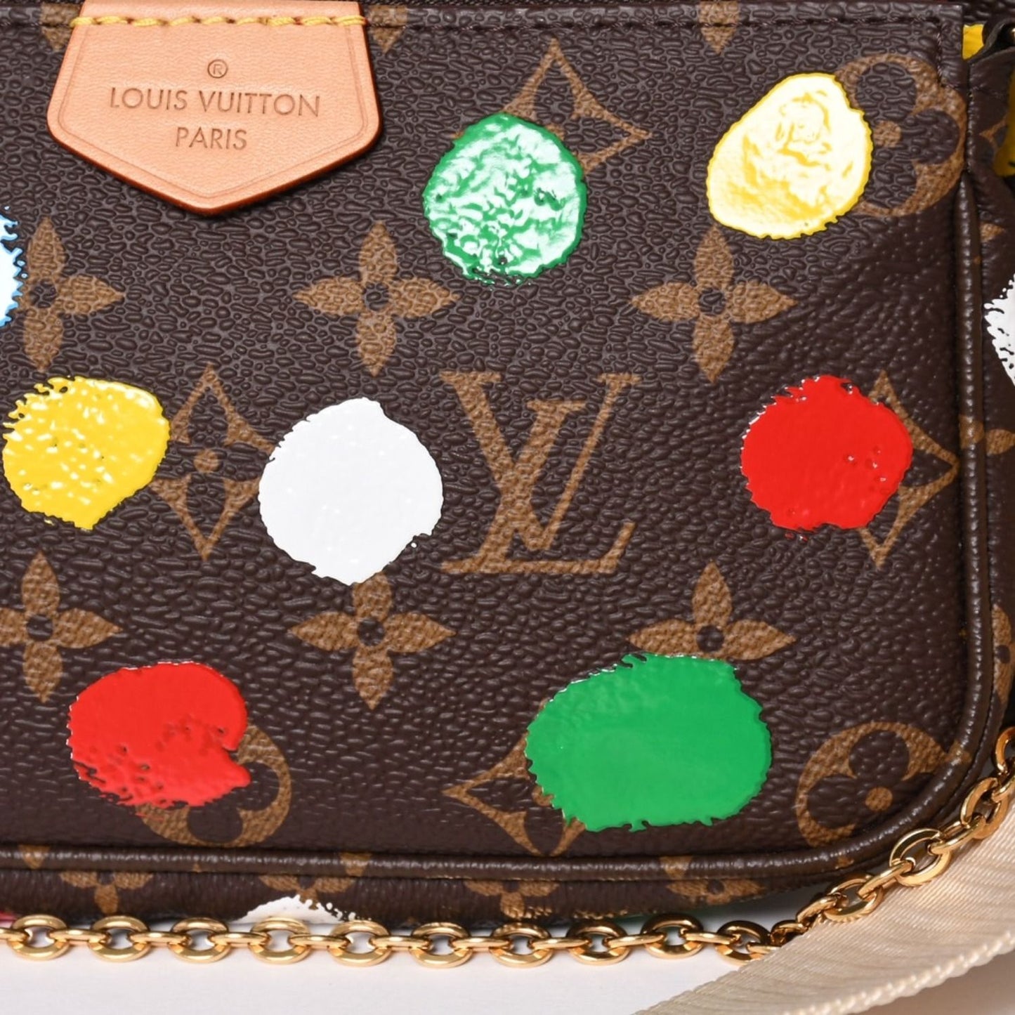 Louis Vuitton Yayoi Kusama Multi Pochette Accessoires Monogram Canvas Multicolor — view 8