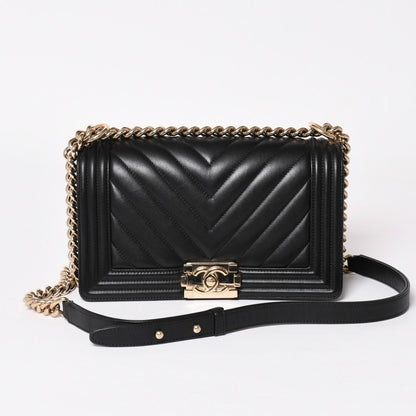 Chanel Boy Chain Shoulder Bag V-shaped Stitch Chevron CC Logo Lambskin Black