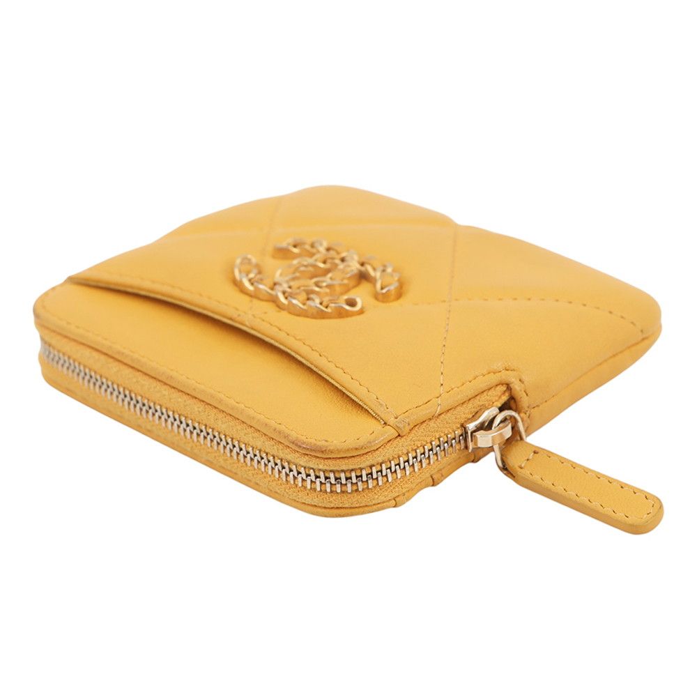 Chanel Coin Case CC Logo 19 Zip Purse Lambskin — view 2