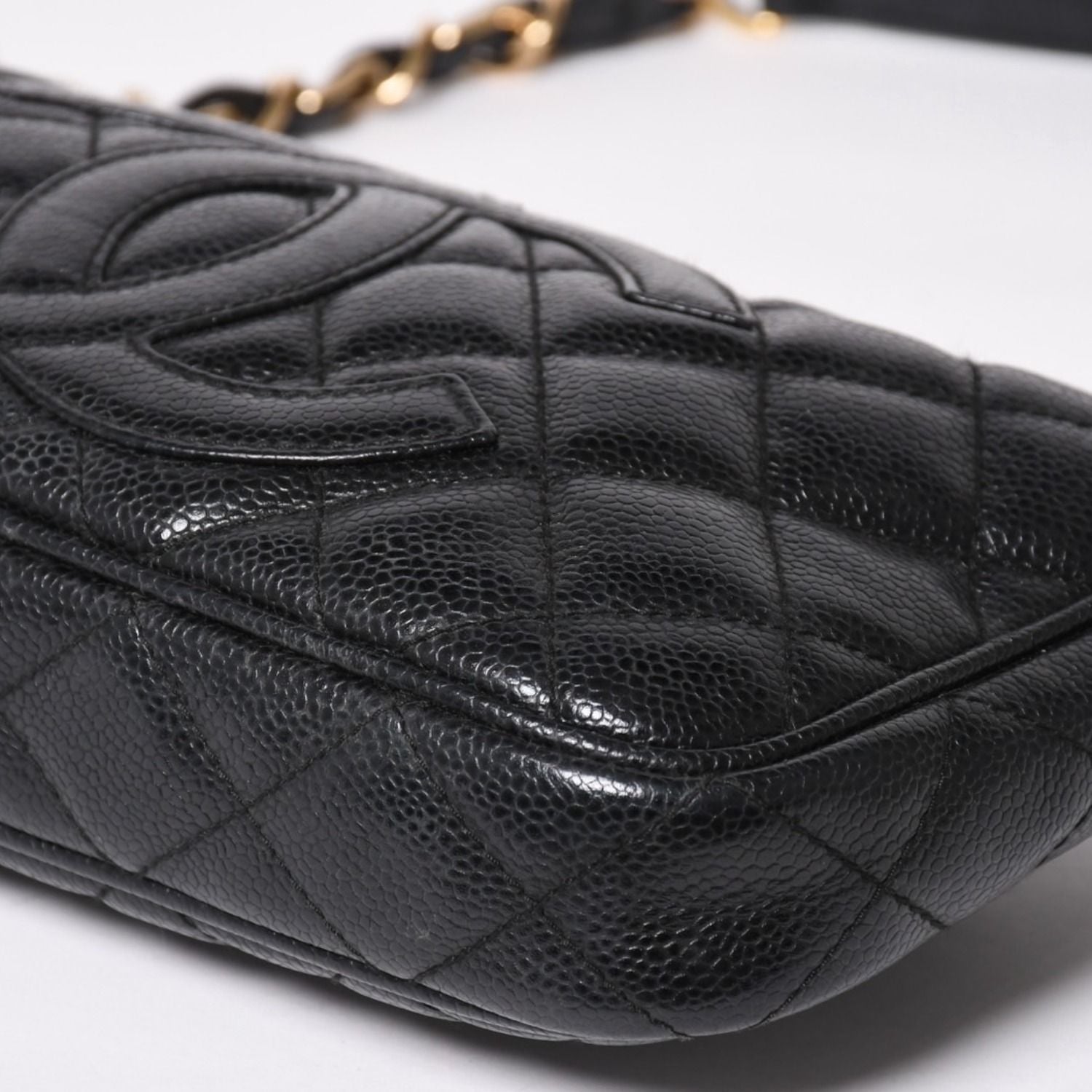 Chanel Chain Shoulder Bag Quilted Caviar Leather CC Logo Black Pouch — view 7