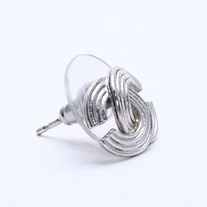 Chanel CC Logo Earrings 00 Metal Silver — view 3