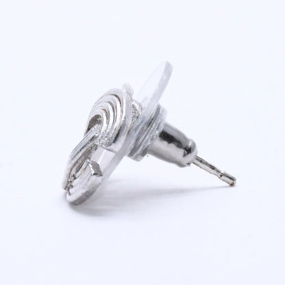 Chanel CC Logo Earrings 00 Metal Silver — view 4