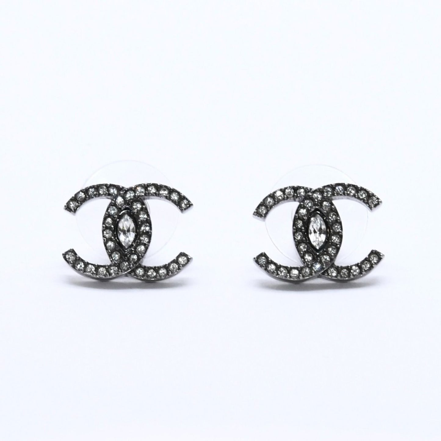 Chanel CC Logo Earrings 21 Rhinestone Metal Gunmetal Clear