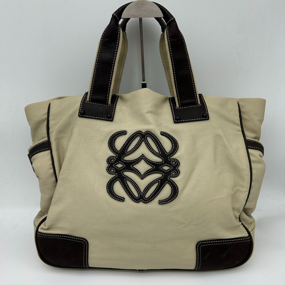 Loewe Anagram 2-Way Bolso Shopper Shoulder Bag — view 2