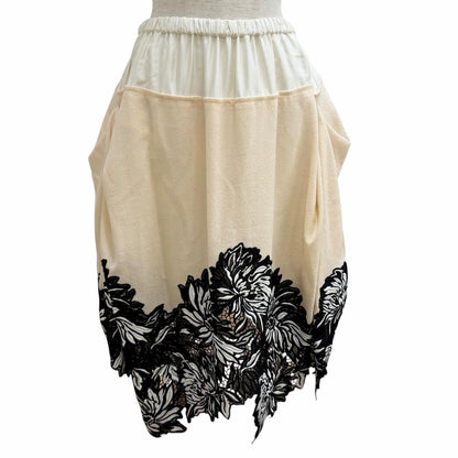 Louis Vuitton Lining 100% Silk Hem Flower Lace Knee Length Flare Skirt Multi 34