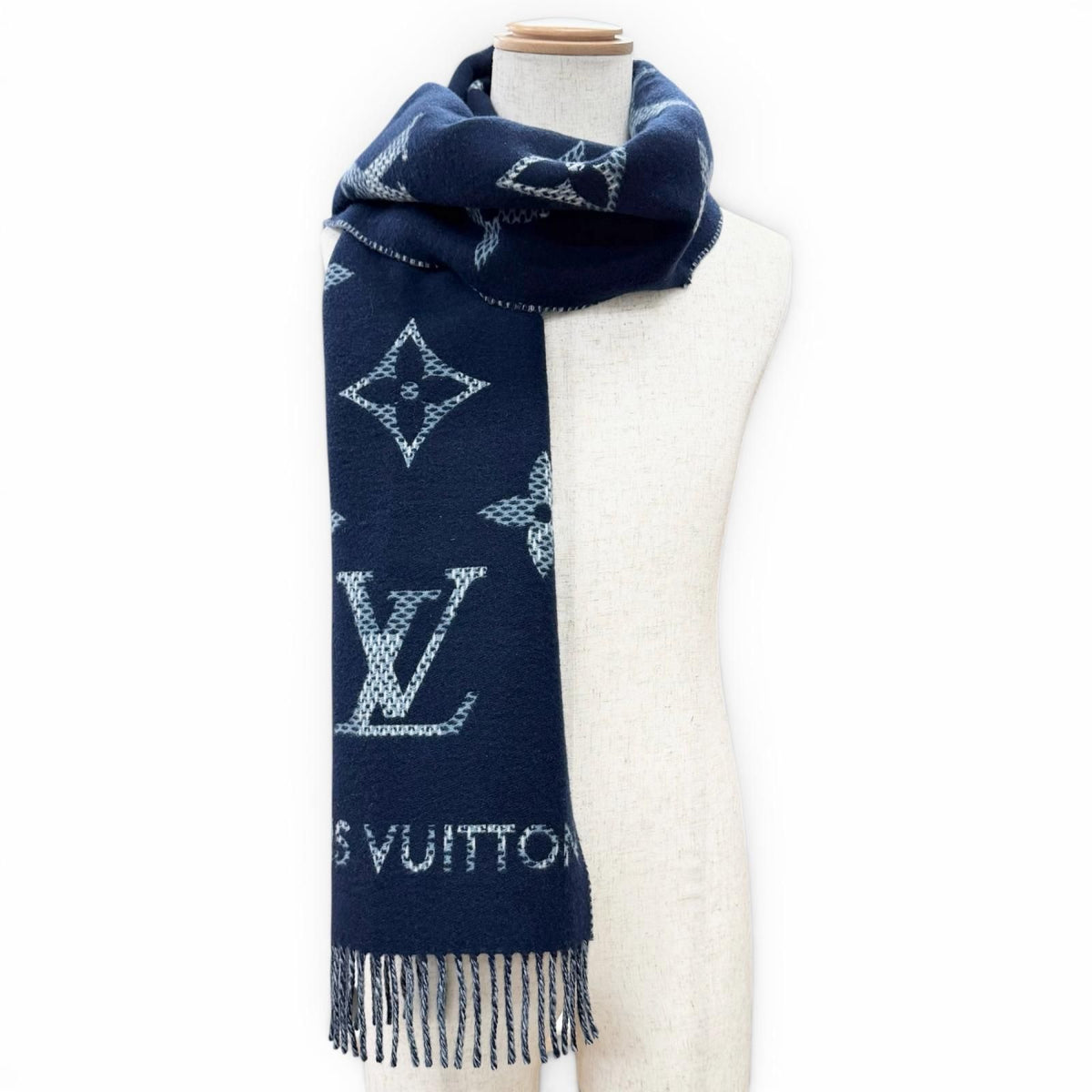 Louis Vuitton 2025 100% 143000 — view 4