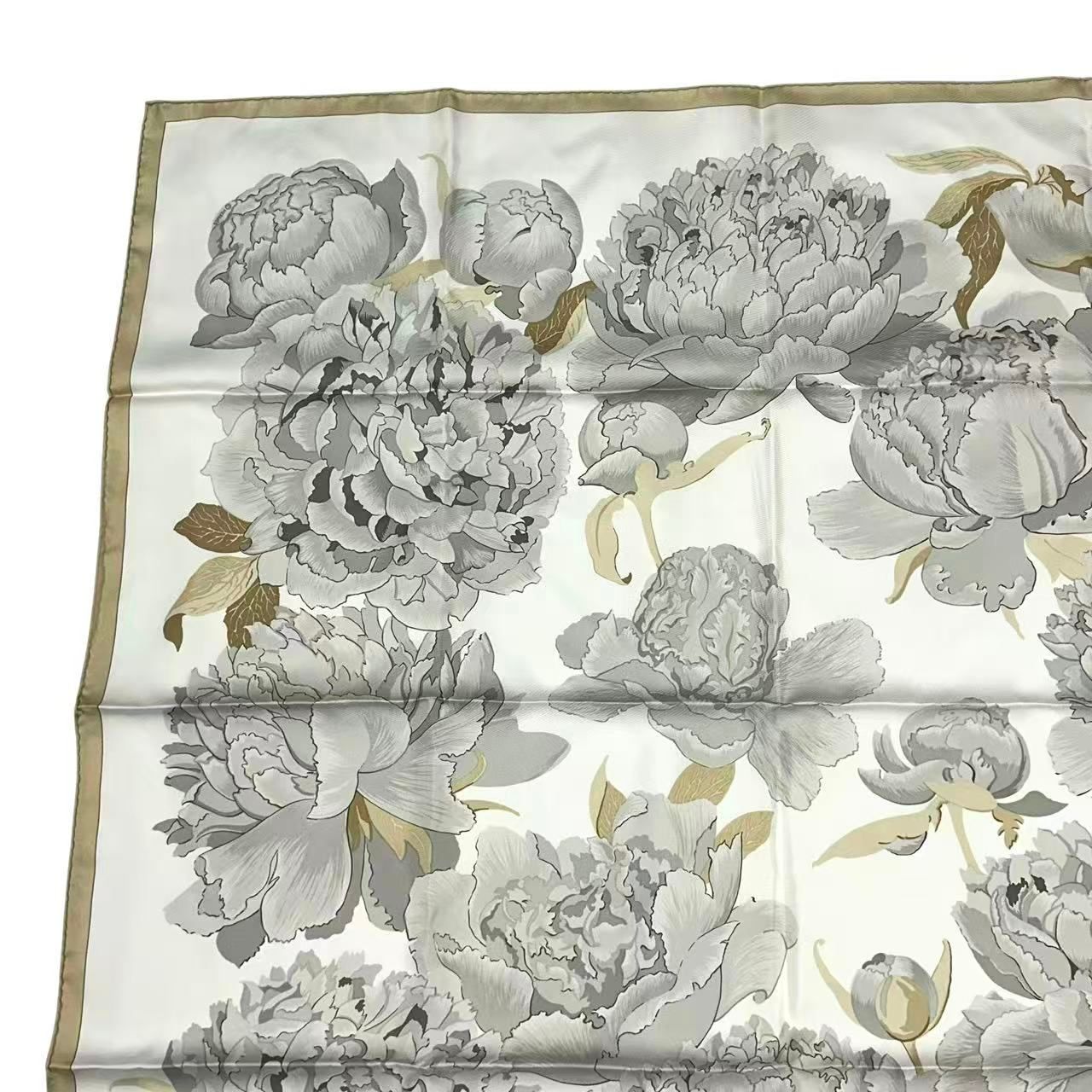 Hermes Scarf Carre 90 Les Pivoines Paeonia Silk White Beige — view 2