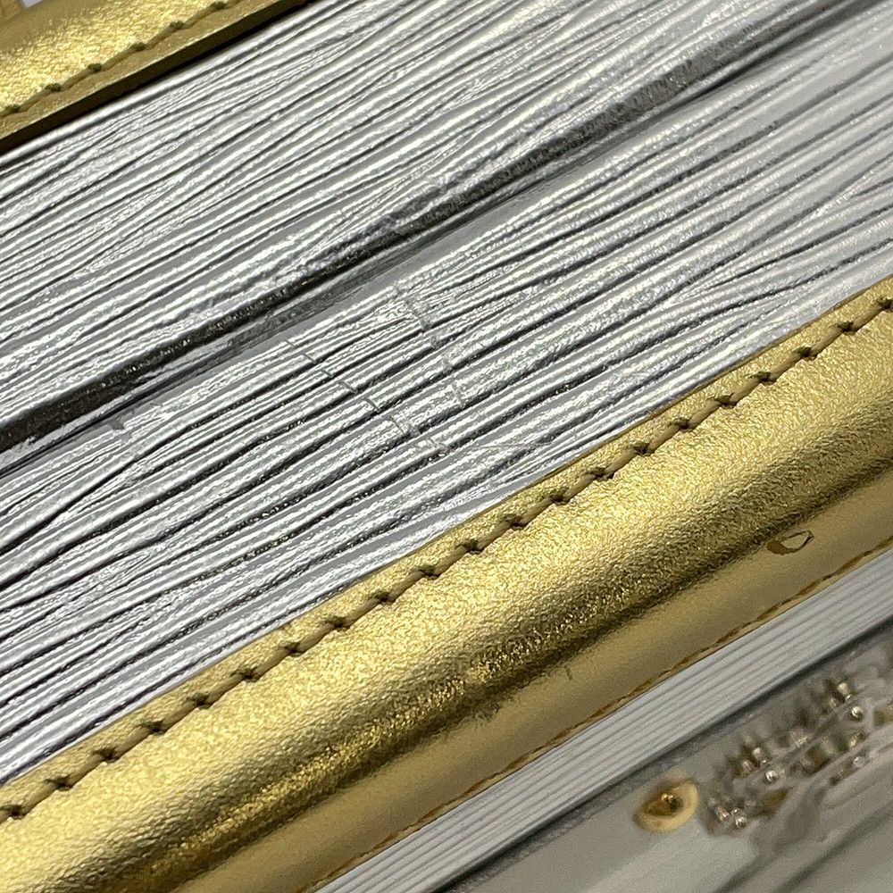 Louis Vuitton Shoulder Bag Epi Metallic Petite 2-Way Clutch — view 8