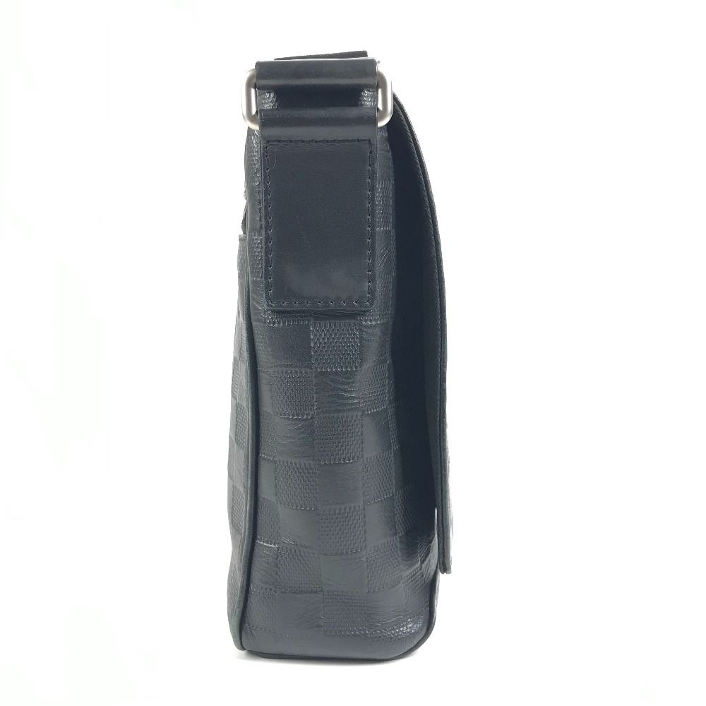 Louis Vuitton Shoulder Bag District PM Damier Infini Leather Onyx Black — view 3