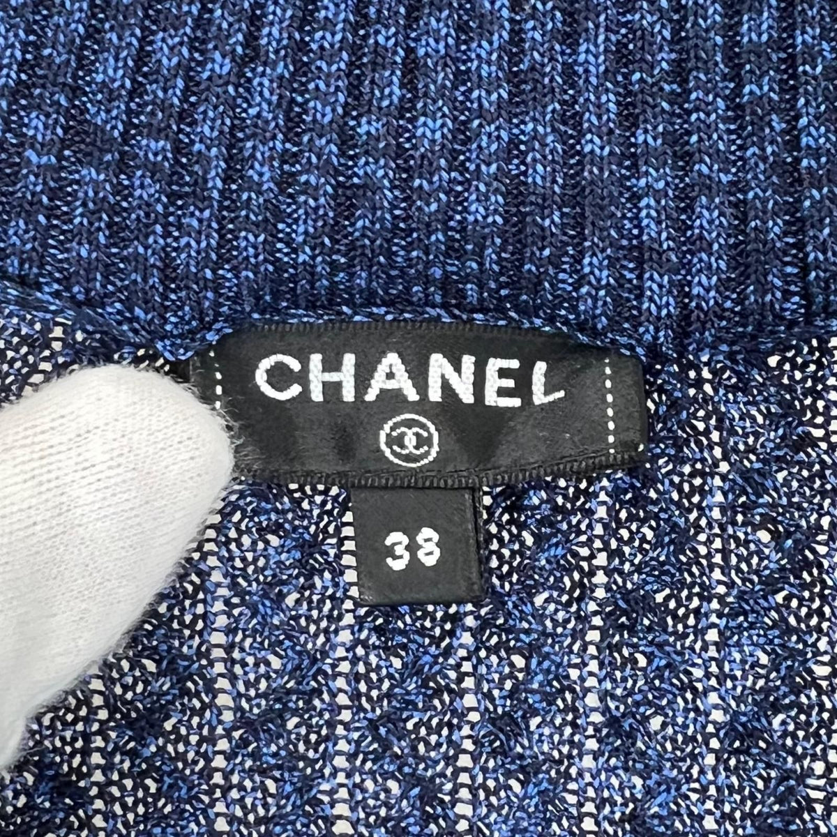 Chanel SS Short Sleeve Knit Silk Blue CC Logo Button Sweater 38 — view 6