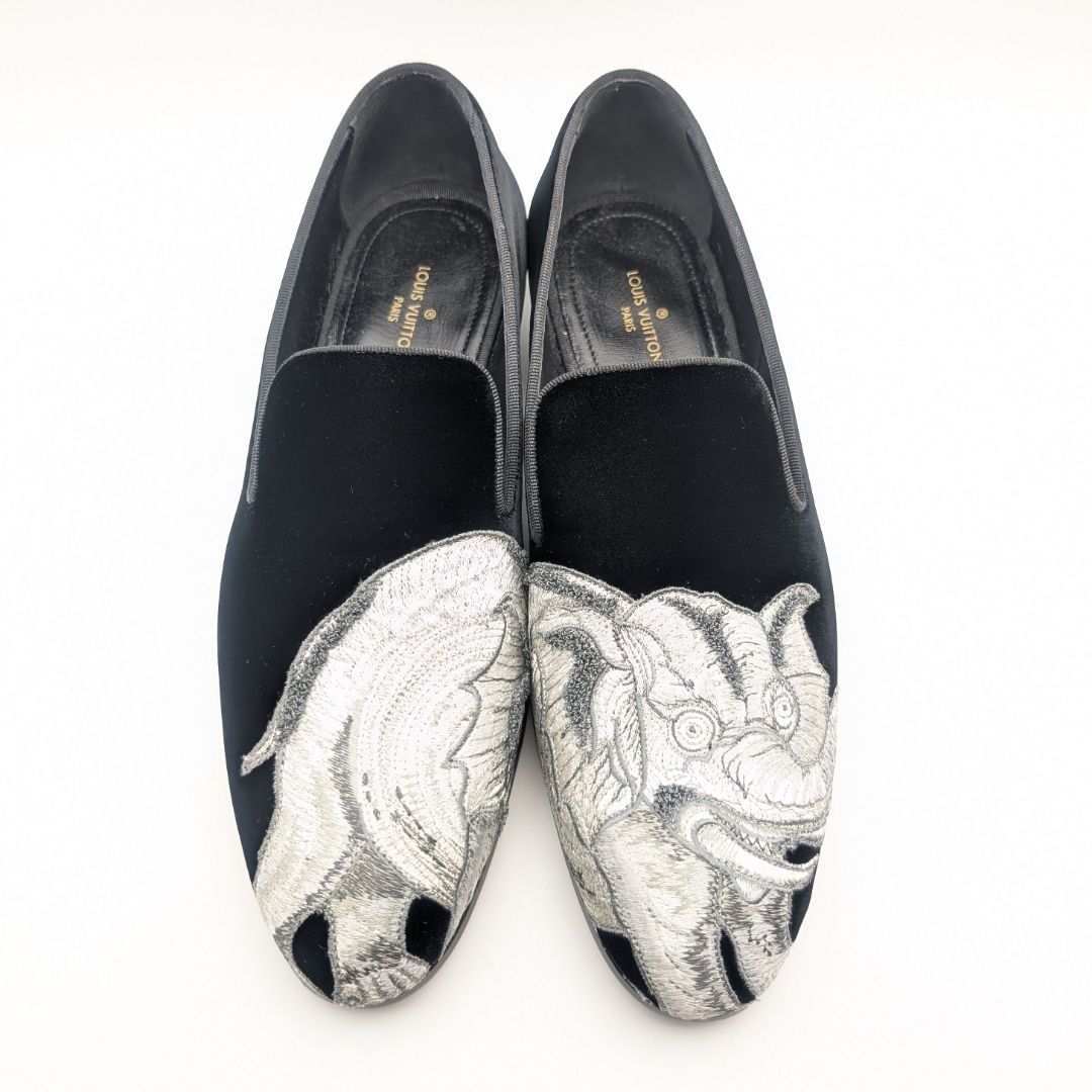 Louis Vuitton Chapman Brazza Auteuil Loafers Black Velvet Velour Embroidery — view 5