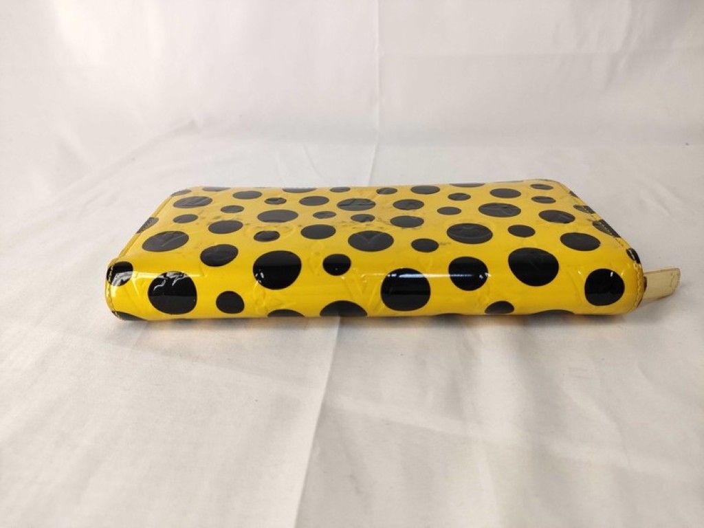 Louis Vuitton Wallet Zippy Yellow Black Yayoi Kusama Dot Infinity Gold — view 5