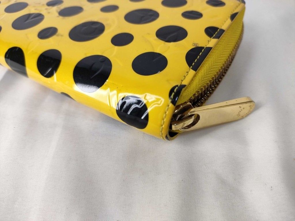 Louis Vuitton Wallet Zippy Yellow Black Yayoi Kusama Dot Infinity Gold — view 3