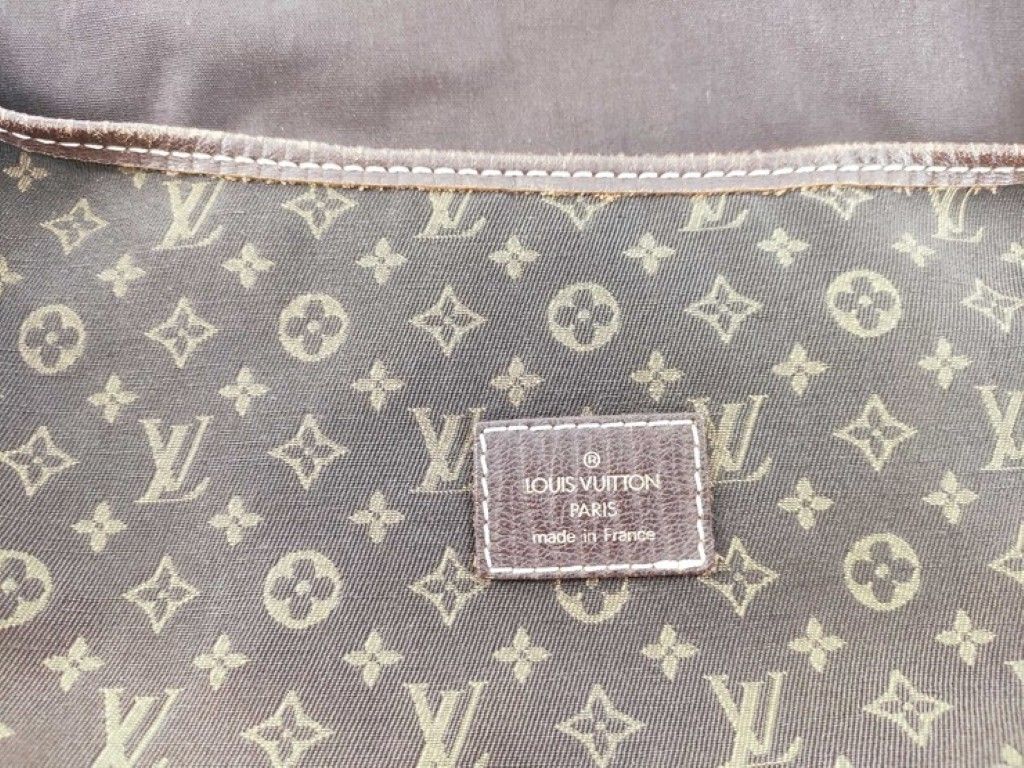 Louis Vuitton Shoulder Bag Saumur Manon Monogram Mini — view 8