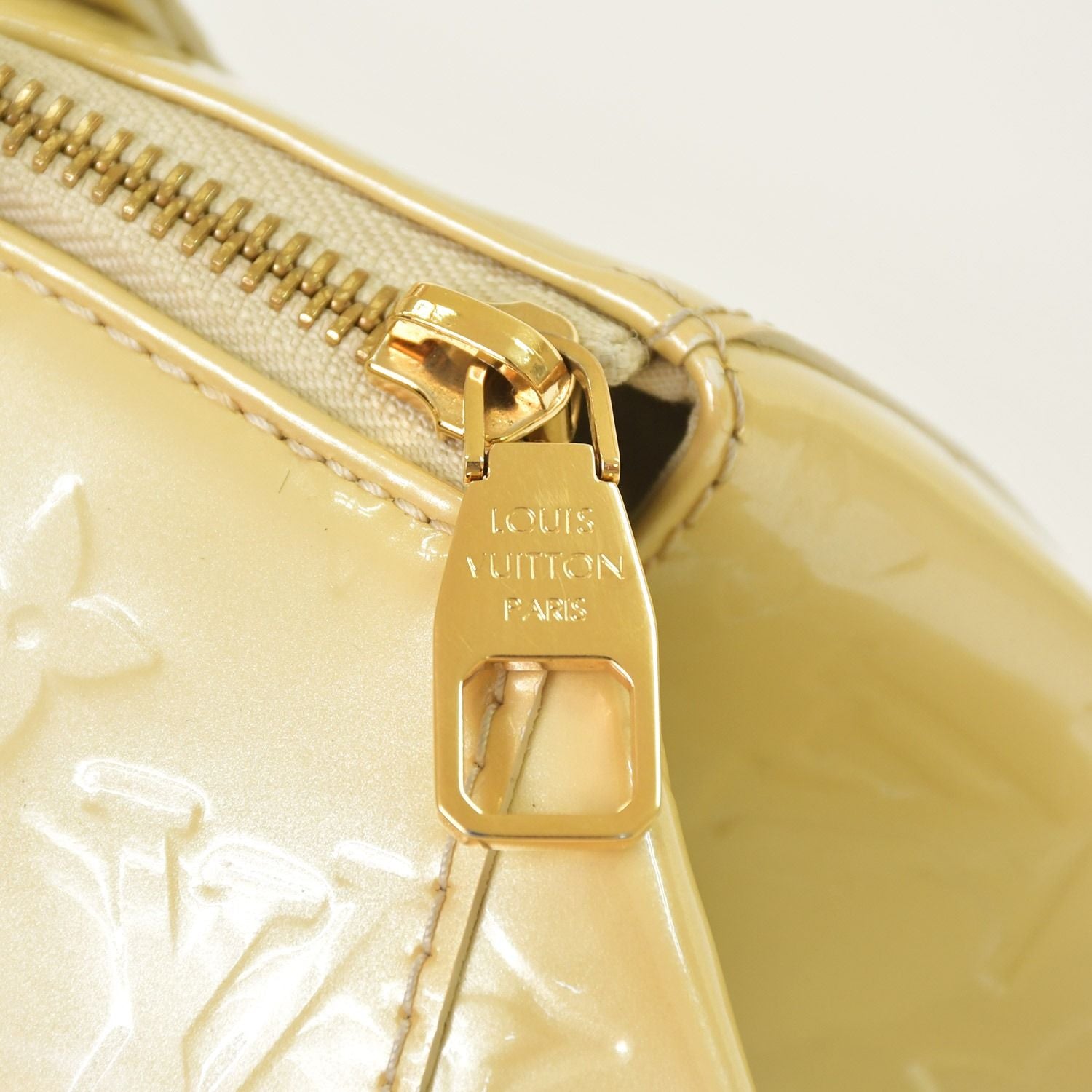 Louis Vuitton Monogram Vernis Line Sherwood PM Shoulder Bag — view 7