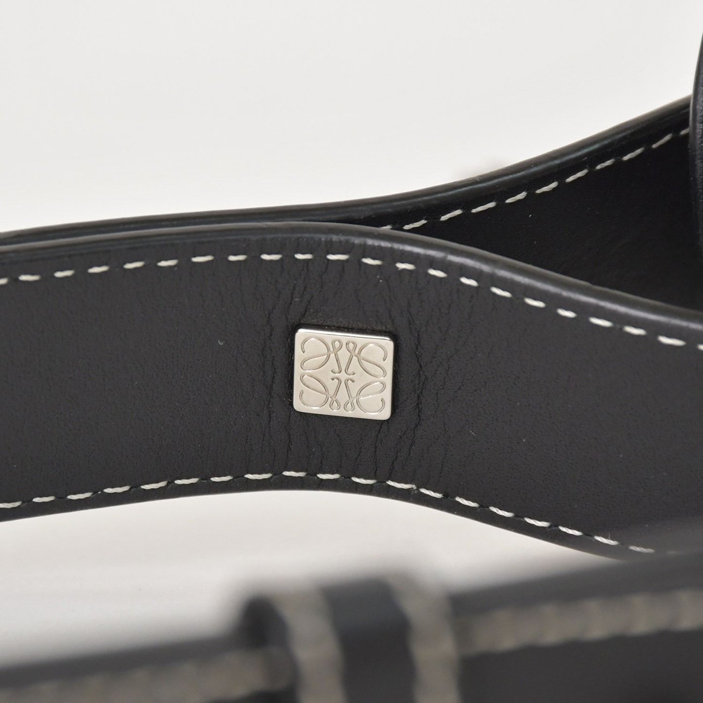 Loewe Hammock Large Shoulder Bag Leather Black Silver — view 6