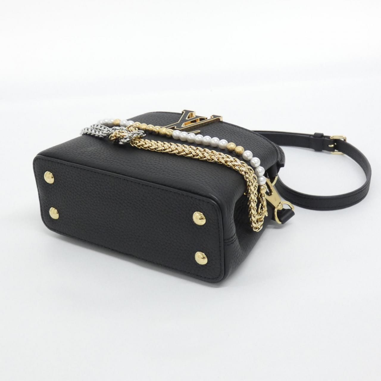 Louis Vuitton Capucines Mini — view 3