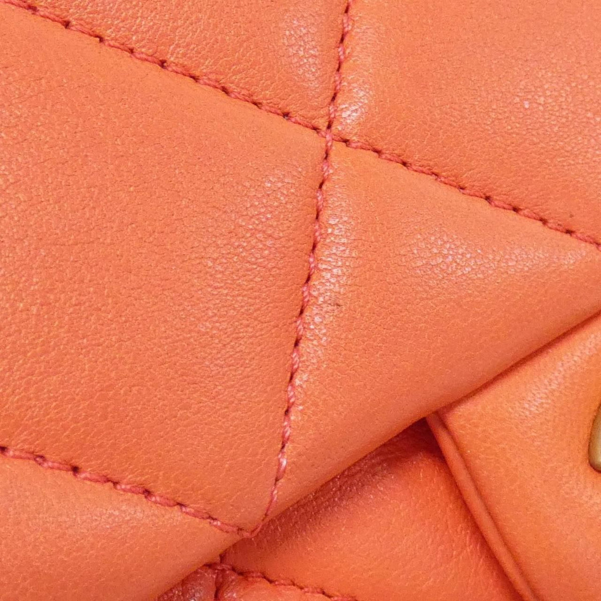Chanel Shoulder Bag Orange — view 4