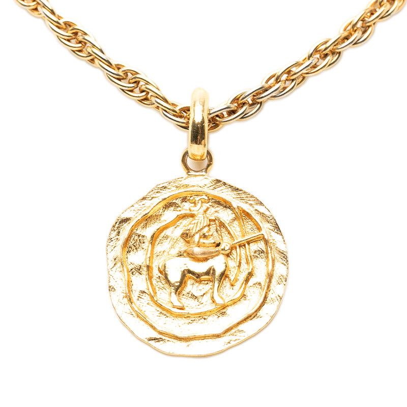 Chanel CC Logo Horse Medallion Vintage Chain Pendant Gold Plated