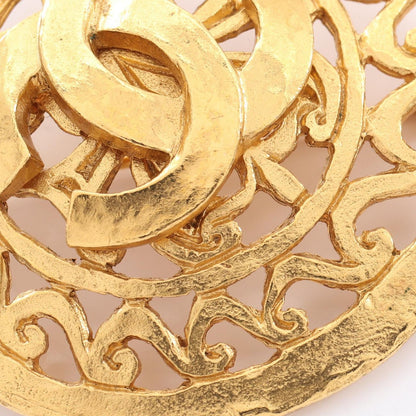 Chanel Brooch CC Logo Circle — view 5