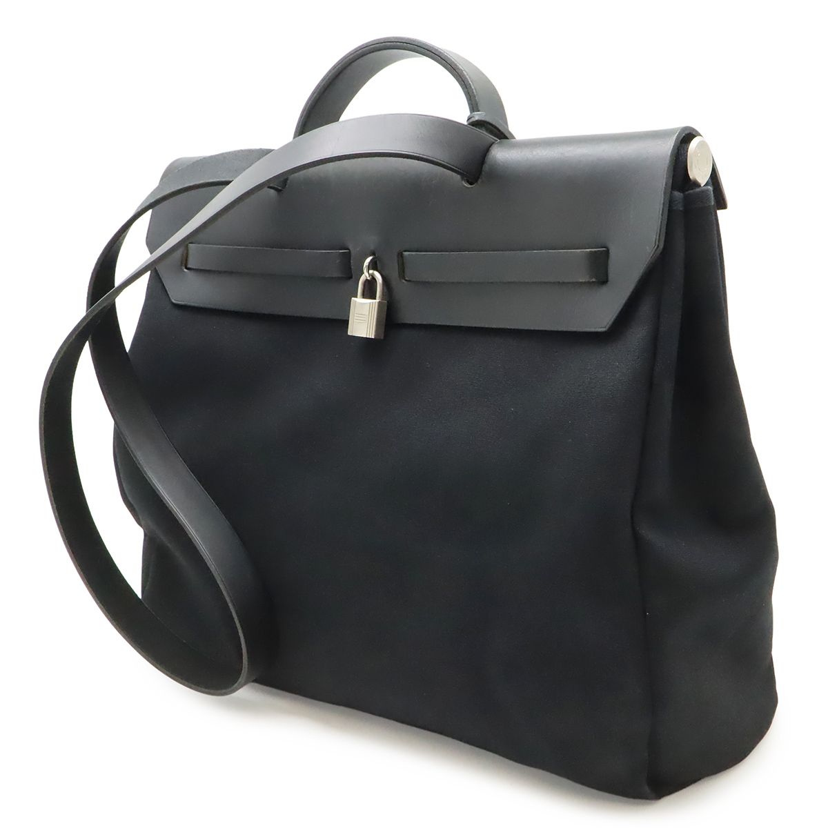 Hermes Herbag MM 2-Way Shoulder Bag Toile Officier Canvas Black — view 2