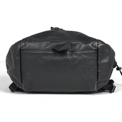 Louis Vuitton Discovery Backpack Monogram Shadow Noir — view 3