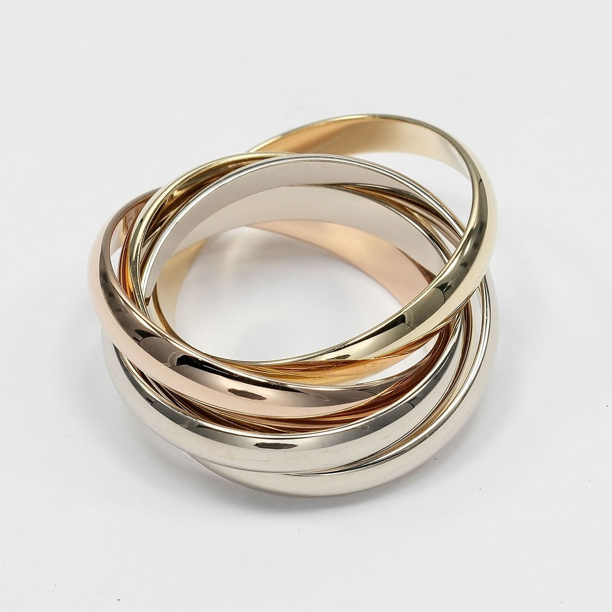 Cartier Trinity Ring Gold — view 3