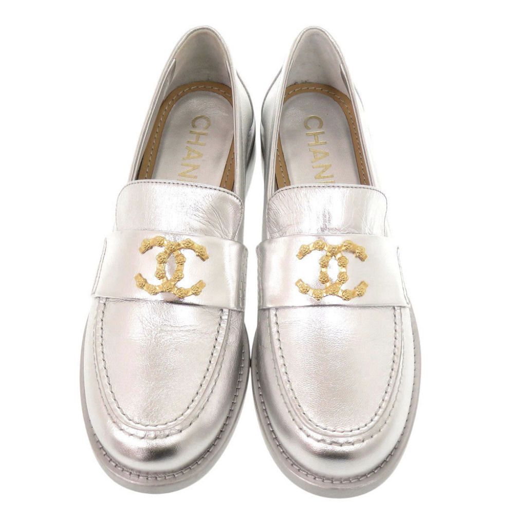 Chanel CC Logo Camellia c Leather Silver Loafers 37 — view 3