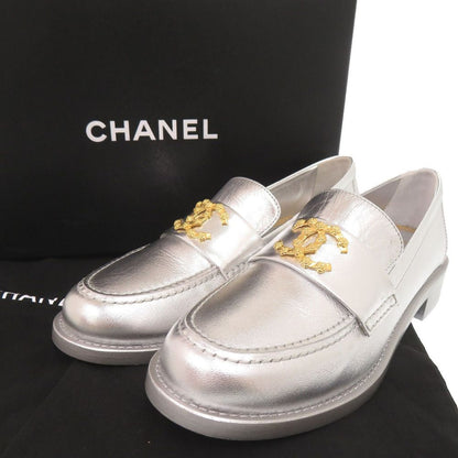 Chanel CC Logo Camellia c Leather Silver Loafers 37 — view 2