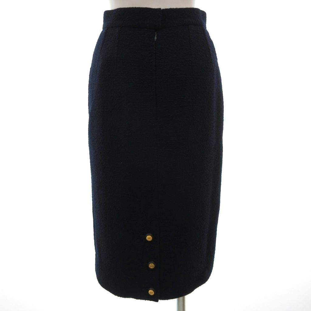 Chanel Boutique Vintage Tweed Tight Skirt Long Calfskin CC Logo Button 38 Navy — view 2