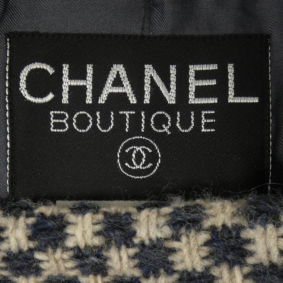 Chanel 95A Vintage Jacket Navy — view 5