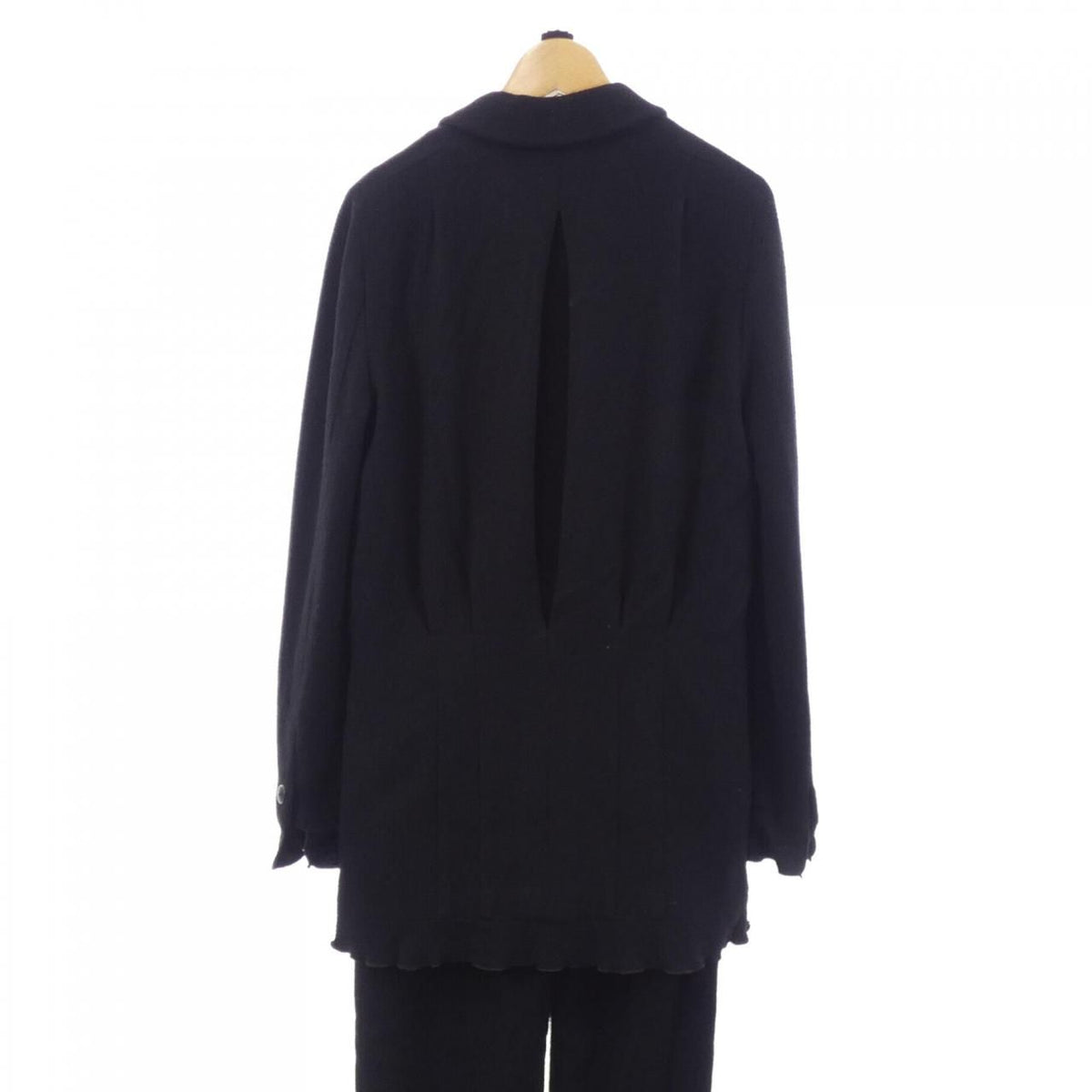Chanel 02P Vintage Suit Black — view 2