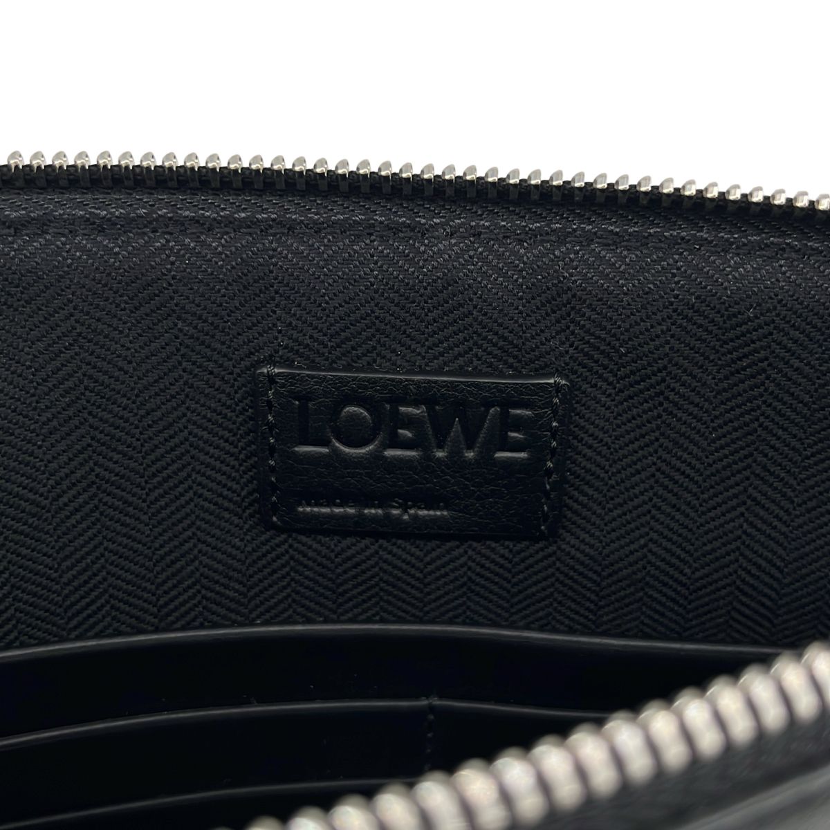 Loewe Rectangle Pouch William de Morgan Clutch Khaki Black — view 4