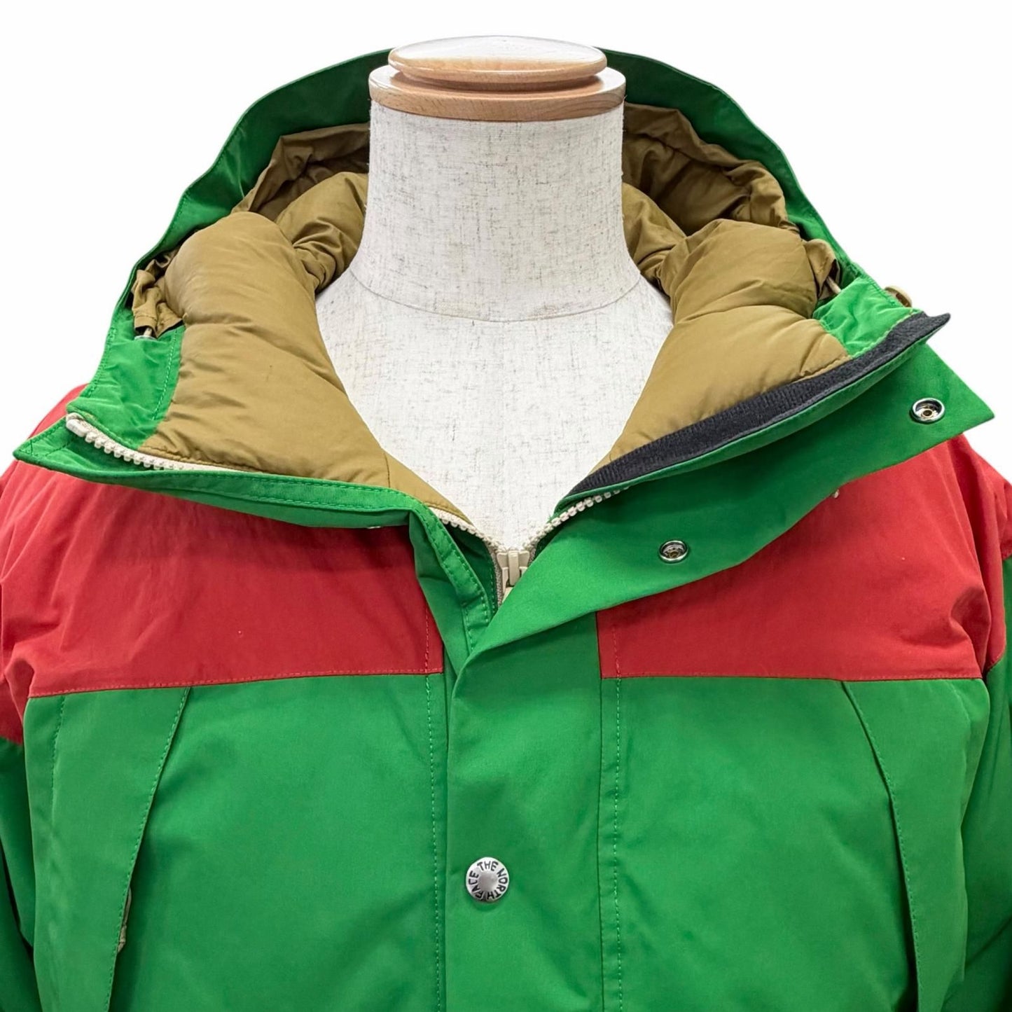 Gucci the North Face Mountain Guide Down Jacket Logo Embroidery with Hood Green — view 4