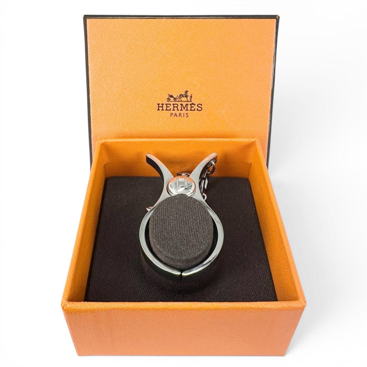 Hermes Filou Logo Glove Holder Strap Silver Gloves — view 2