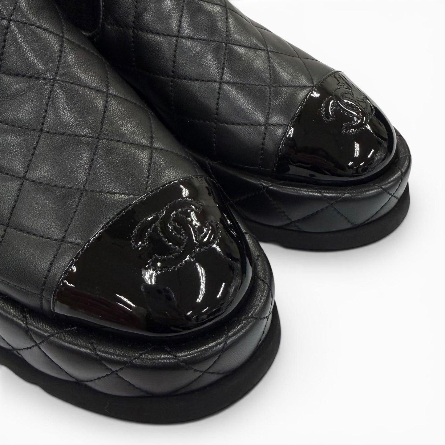 Chanel CC Logo Quilted Leather Side Gore Boots Lightweight Short Black — view 7