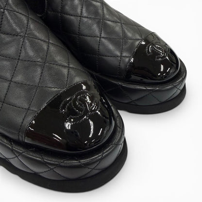 Chanel CC Logo Quilted Leather Side Gore Boots Lightweight Short Black — view 7