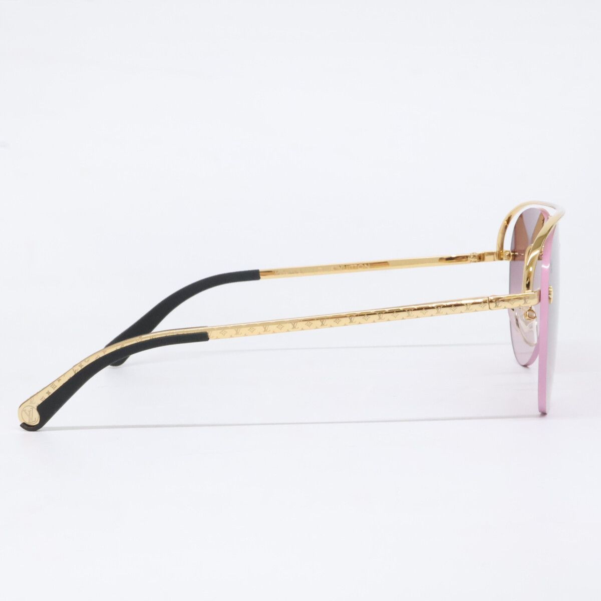 Louis Vuitton Grease Two Point Teardrop Eyewear — view 3