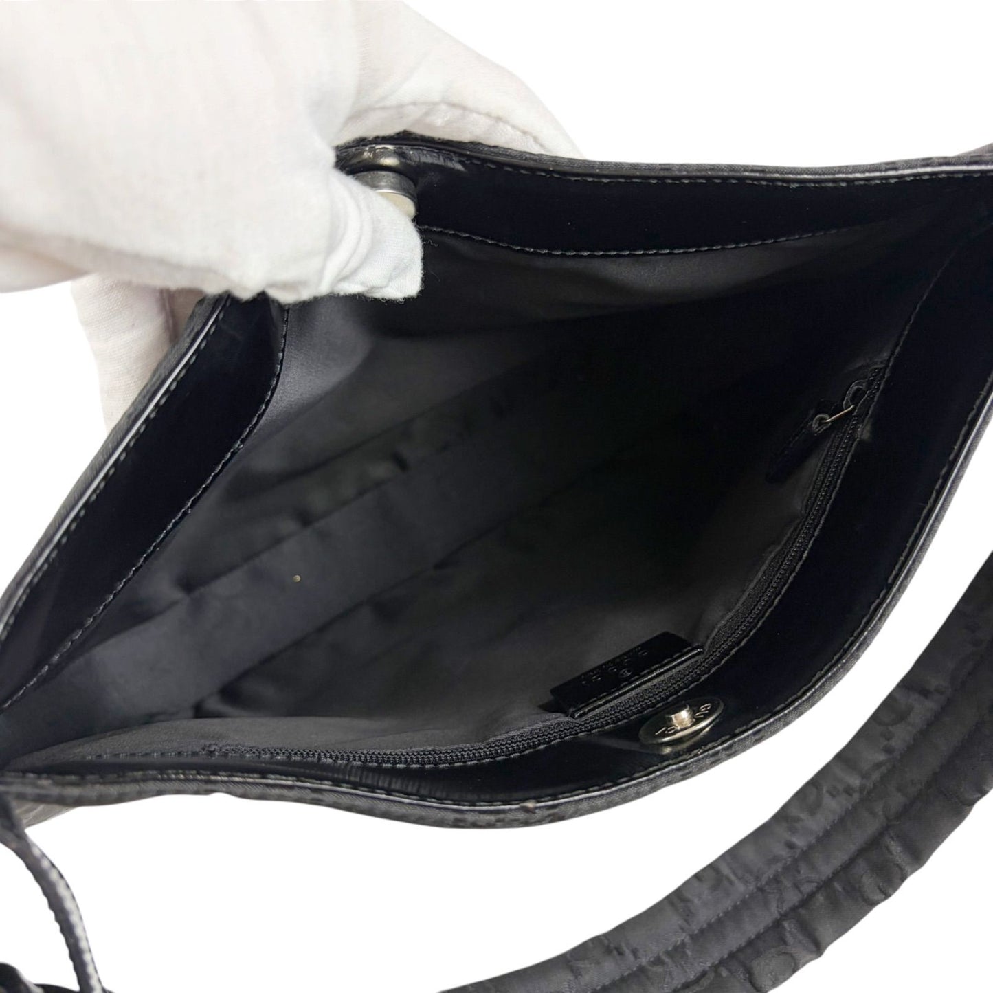 Gucci GG Canvas Shoulder Bag Hobo Nylon Black — view 8