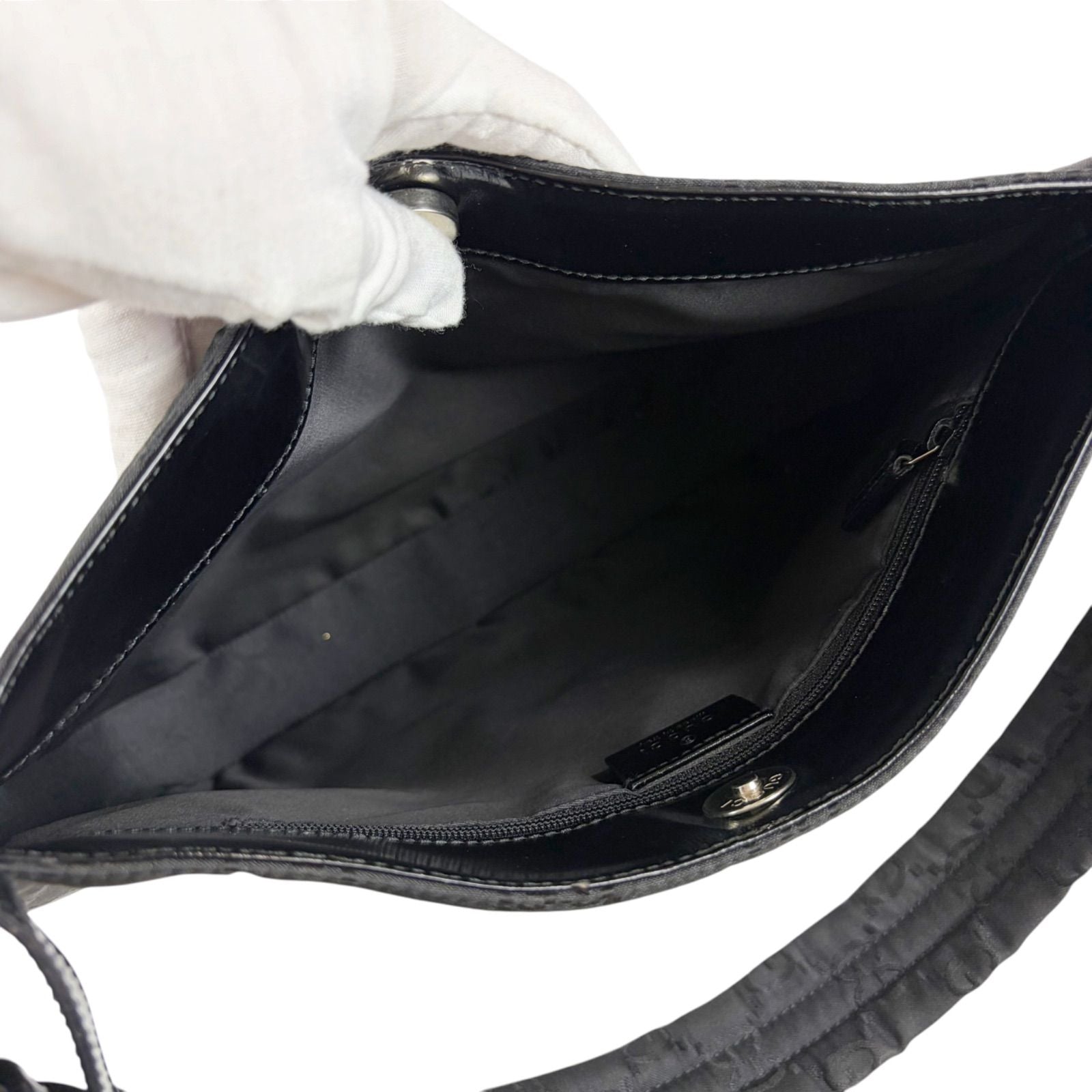 Gucci GG Canvas Shoulder Bag Hobo Nylon Black — view 8