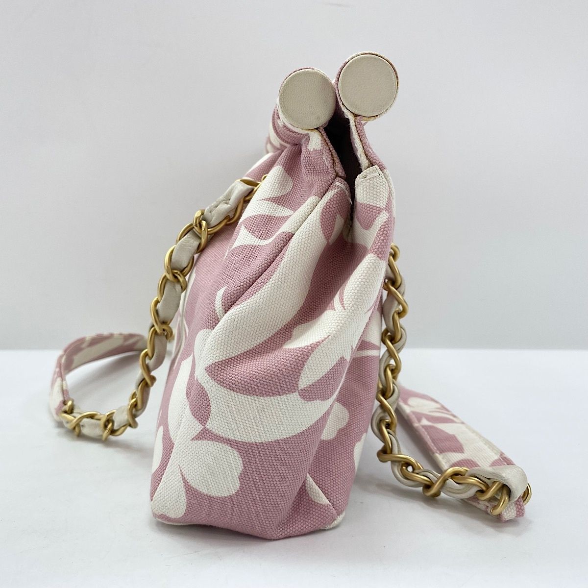 Chanel Shoulder Bag Clover — view 5