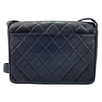 Chanel Shoulder Bag Quilted — view 3