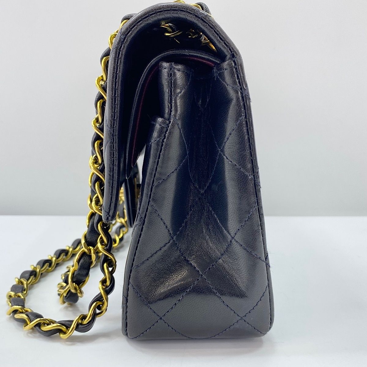 Chanel Shoulder Bag Quilted 23 — view 6