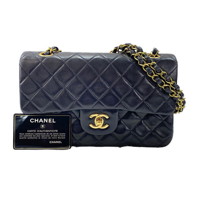 Chanel Shoulder Bag Quilted 23