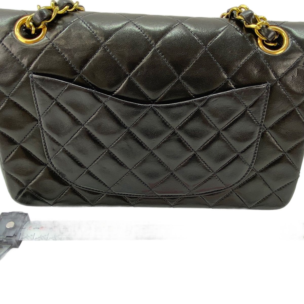 Chanel Shoulder Bag Quilted 23 — view 4